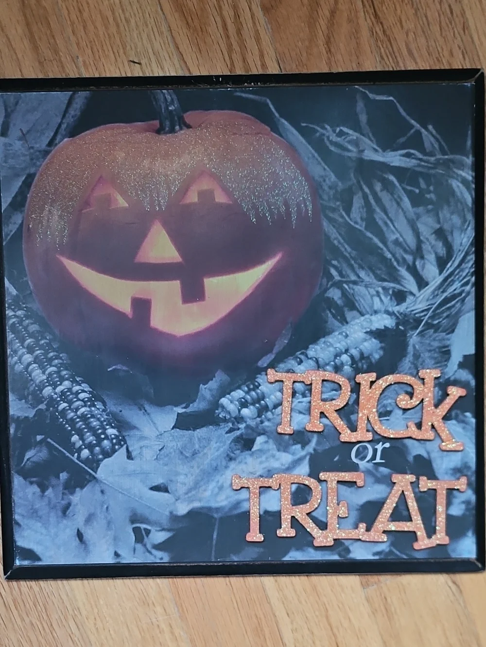 Halloween Pumpkin 'Trick or Treat' Wall Decor